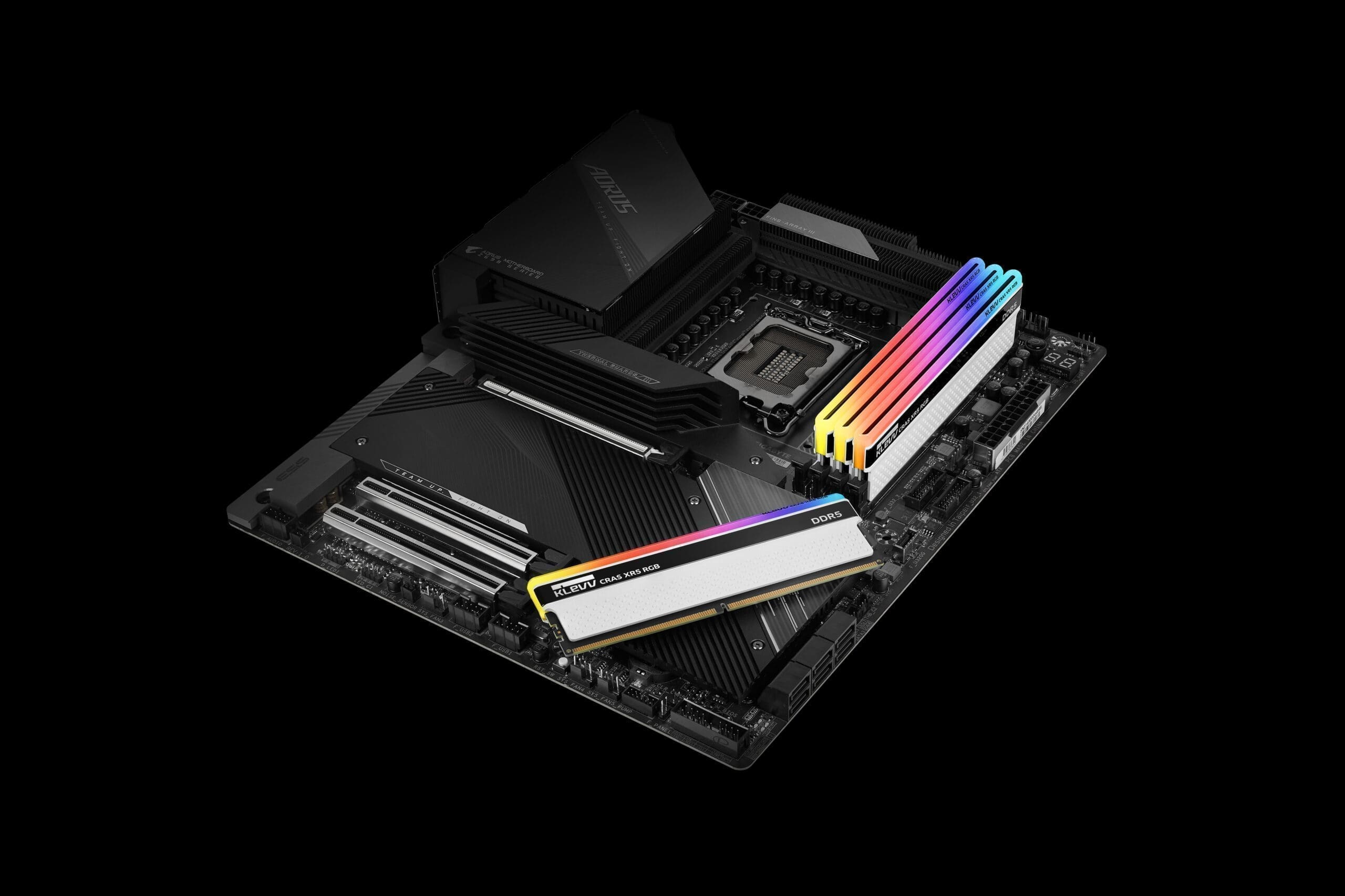 KLEVV CRAS XR5 RGB 32GB ( 2x16GB ) DDR5 7000MHZ CL36 White DESKTOP Memory KLEVV CRAS XR5 RGB 32GB ( 2x16GB ) DDR5 7000MHZ CL36 White DESKTOP Memory