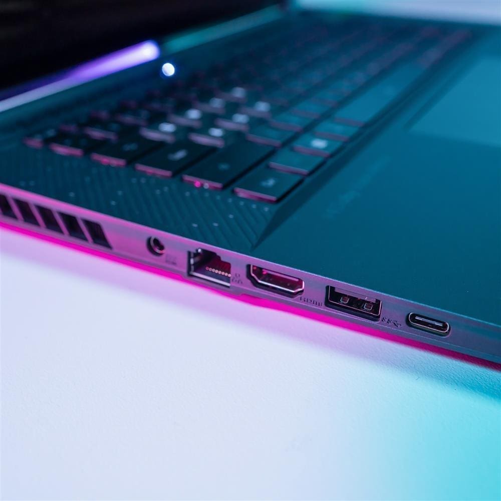 Gigabyte AORUS 16X 9KG 2024 Core I7-13650HX 16Gb DDR5 1Tb SSD Rtx4060 8GB Win 11 Home - QHD 165HZ Gaming Laptop