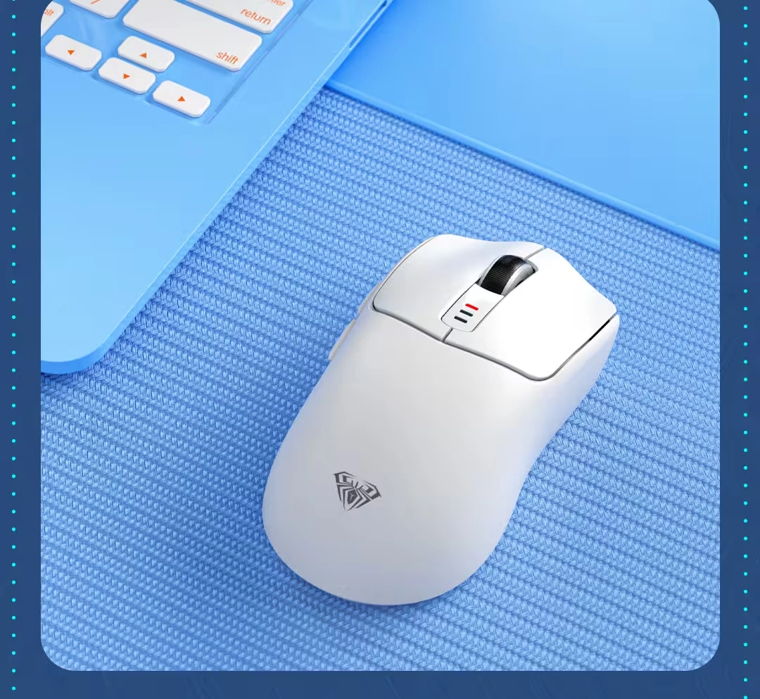 AULA SC580 white gaming mouse showing side buttons